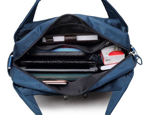 travel shoulder bag